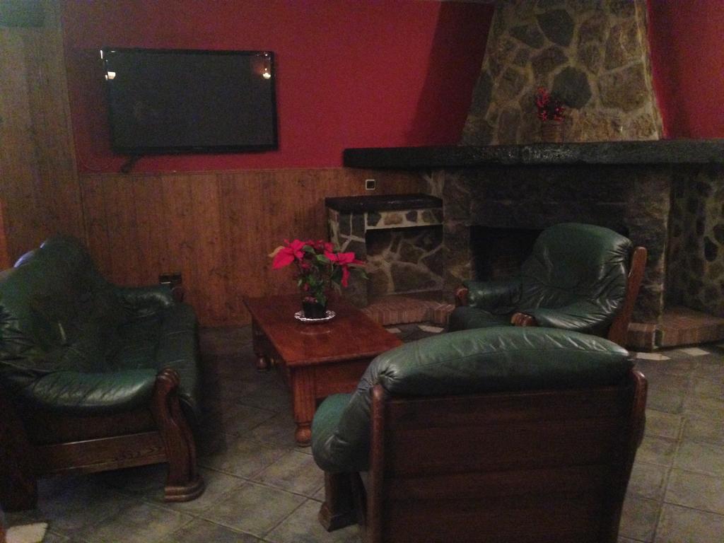 Hotel Reino Nevado เซียร์ราเนบาดา ภายนอก รูปภาพ