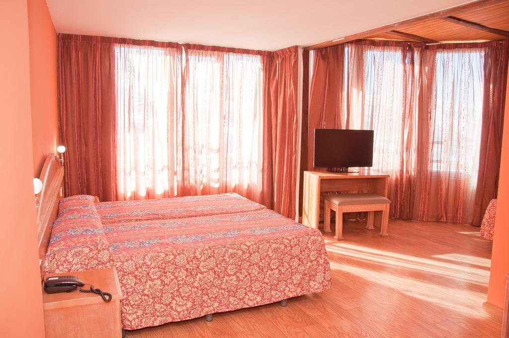 Hotel Reino Nevado เซียร์ราเนบาดา ภายนอก รูปภาพ