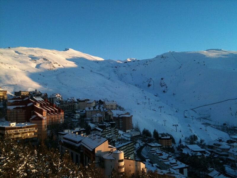 Hotel Reino Nevado เซียร์ราเนบาดา ภายนอก รูปภาพ